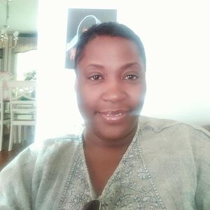 Meet your Posher, Lakisha